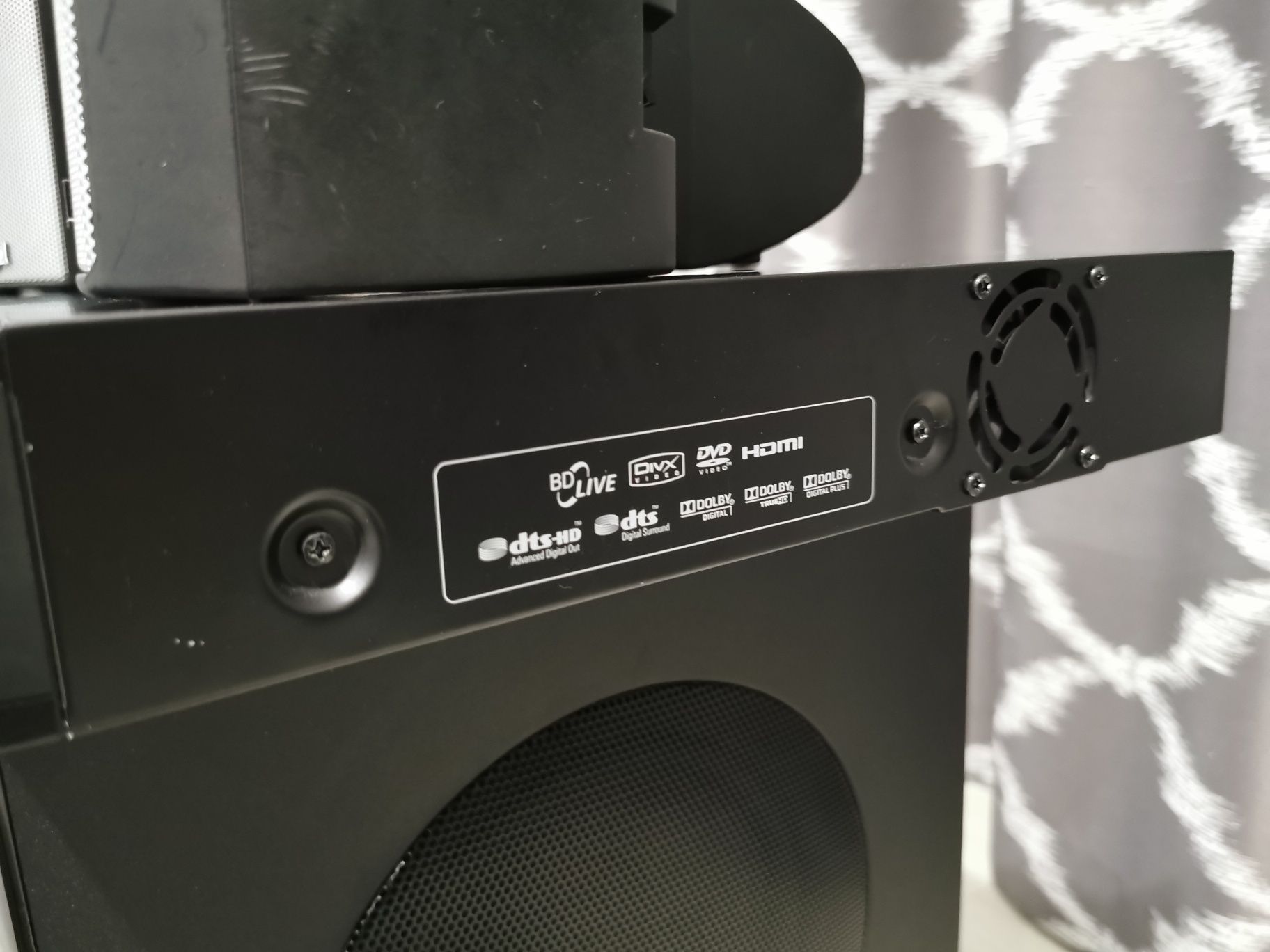 Sistem premium Home Cinema 5.1 Teufel IP 3000 BR