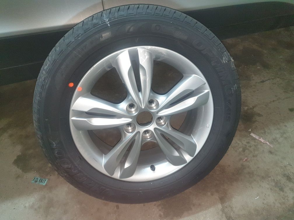 Janta aliaj R17 + Anvelopa 225/60 Hyundai