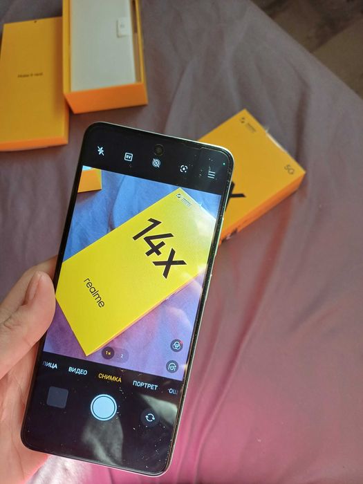 Телефон Realme 14x нов