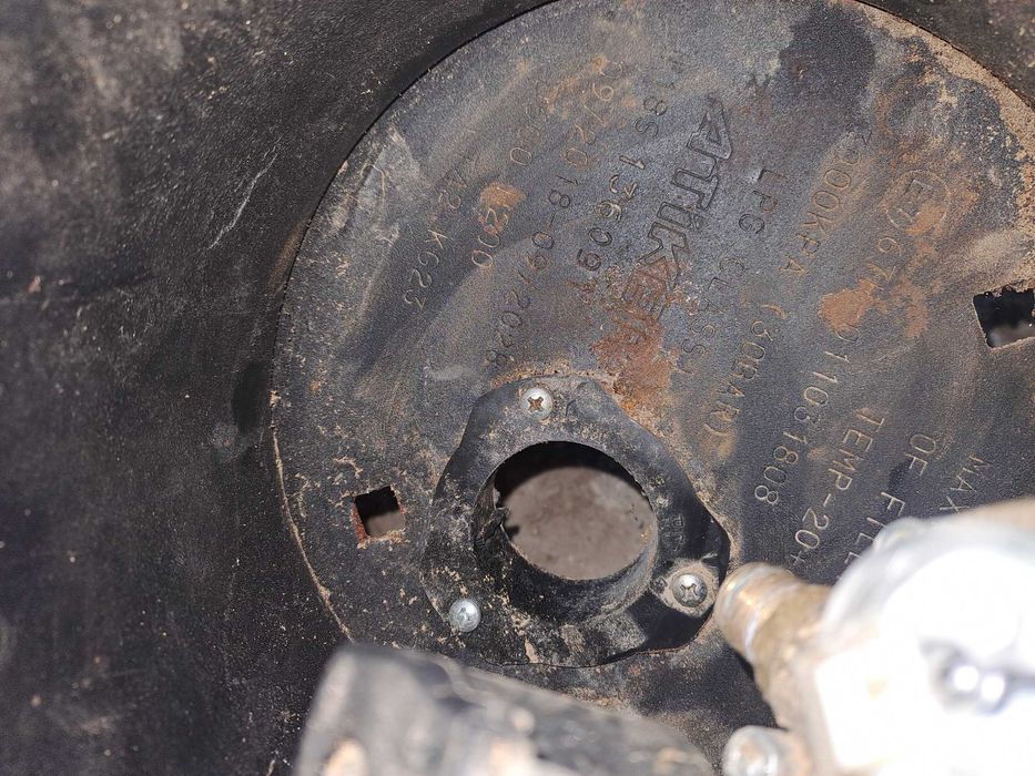 Газов инжекцион от Toyota avensis