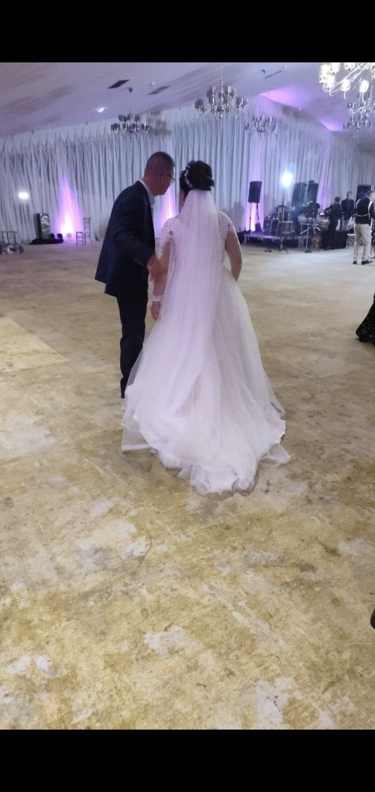 Rochie mireasă ivory