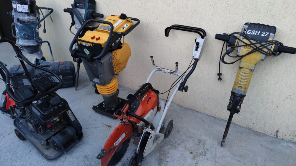 Inchiriez betoniera,picamer,compactor, drujba beton, debitator asfalt