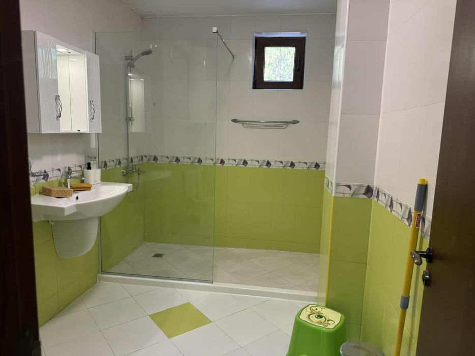 Дава се под наем Двустаен апартамент в Варна, м-т Евксиноград - 85 кв.м за 613 € - Снимка #5