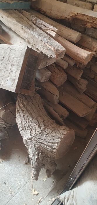 Утин сотилади продаётся дрова