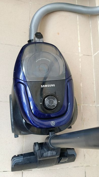 Пылесос Samsung 1800w