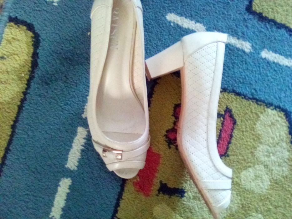 Дамски обувки  - нови