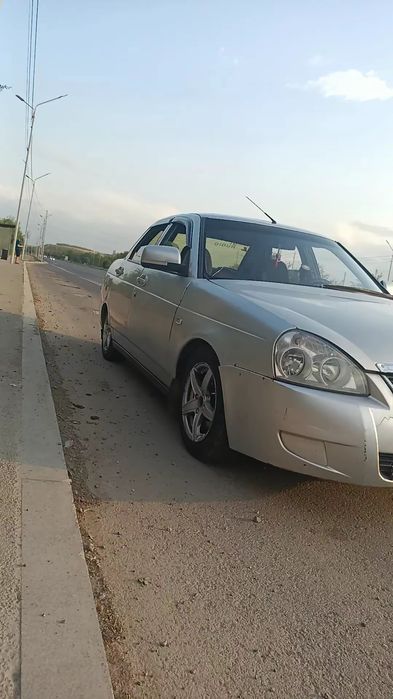 Лада приора сатылад