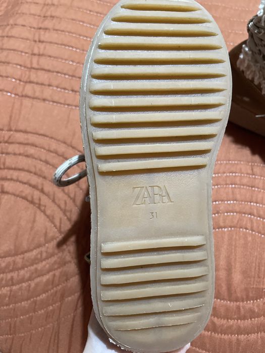 Ghete Zara fetite 31 utilizate, conditii bune