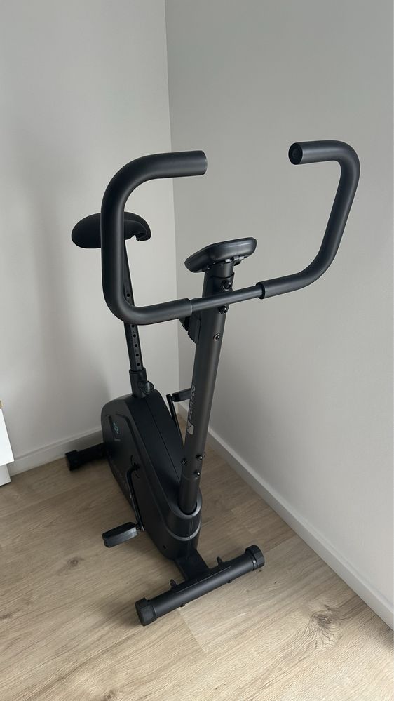 Bicicletă de apartament fitness cardio ESSENTIAL