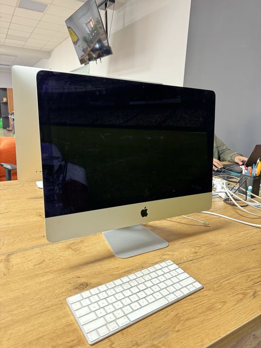 iMac 21.5″ (2017) – a’lo holatda, sotiladi!