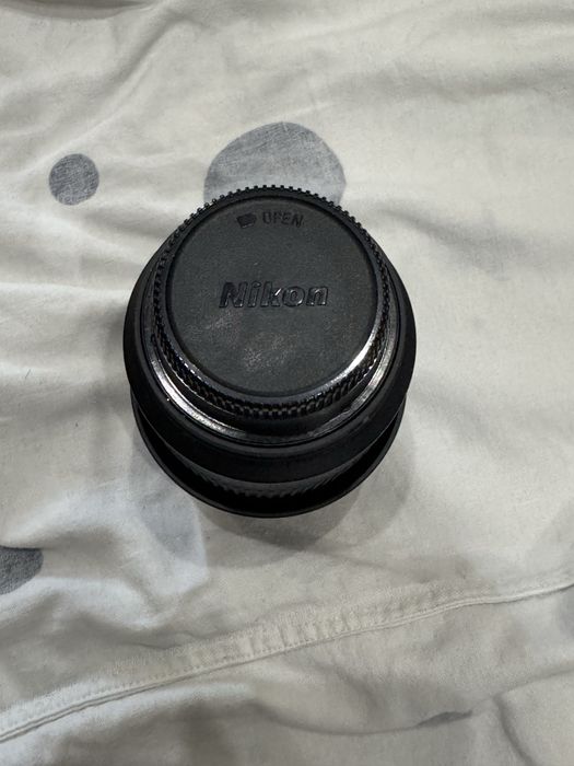 Nikon AF Nikkor 70-300mm 1:4-5.6G camera lens.