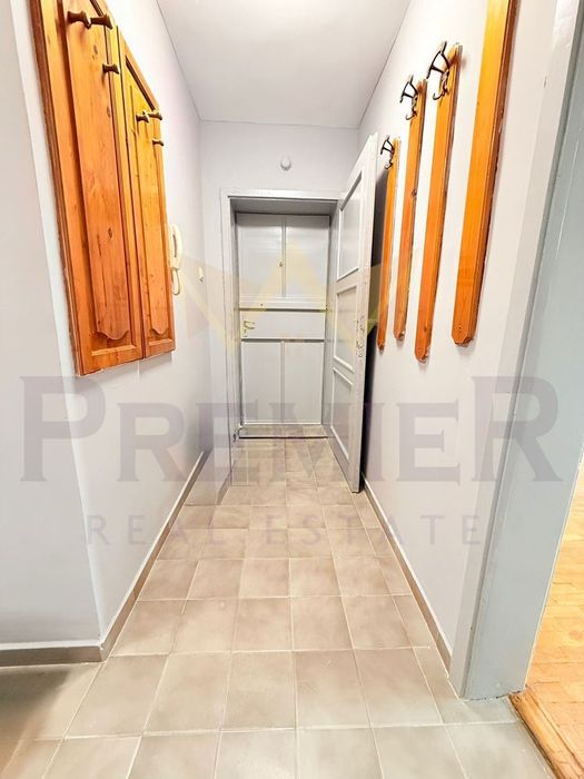 Продава се Двустаен апартамент в Варна, Зимно кино Тракия - 64 кв.м за 2110 €/кв.м - Снимка #5