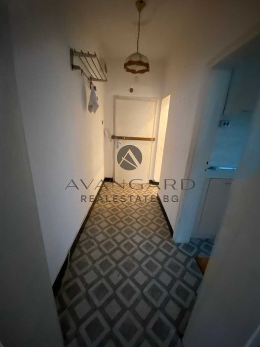 Продава се Двустаен апартамент в Пловдив, Център - 57 кв.м за 2488 €/кв.м - Снимка #5