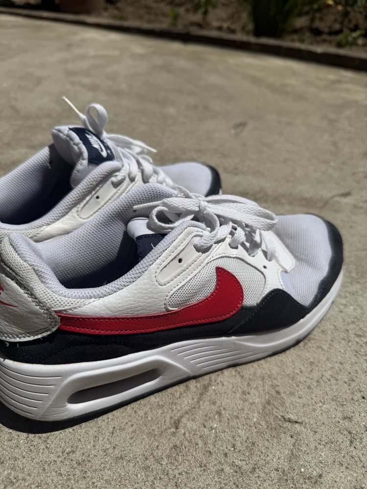 Nike air max обувки