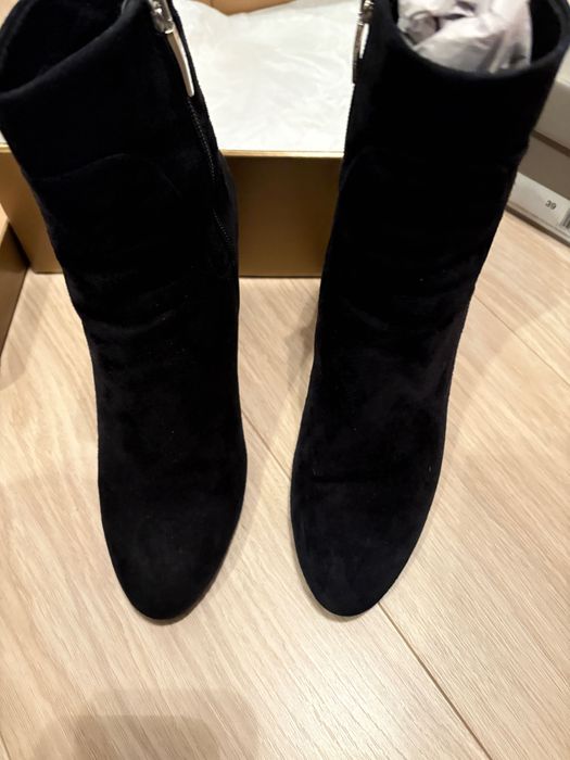 Ghete Anna Cori piele intoarsa 39