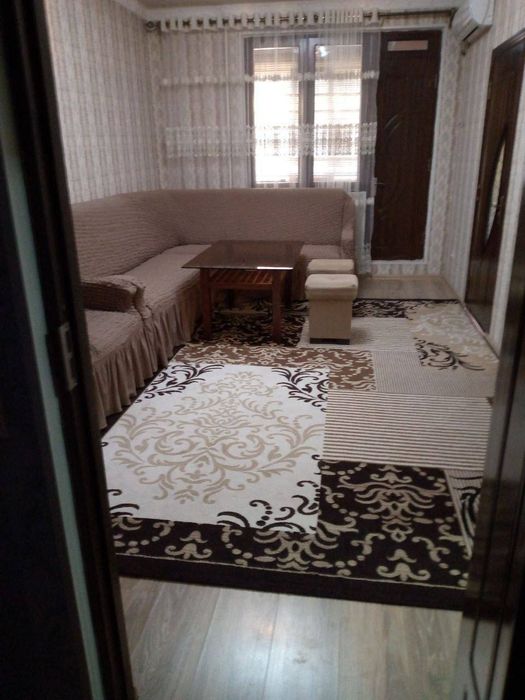 Срочно продаю. 3Х комнатная Чиланзар 12 квартал