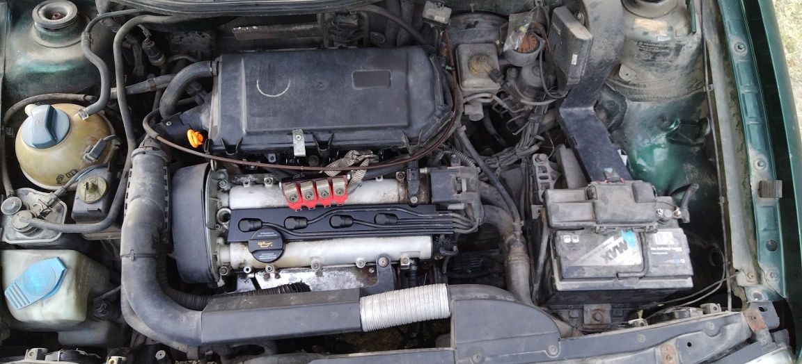 Продавам Кола за работа vw golf 4/1.4 газ бензин.всичко платено