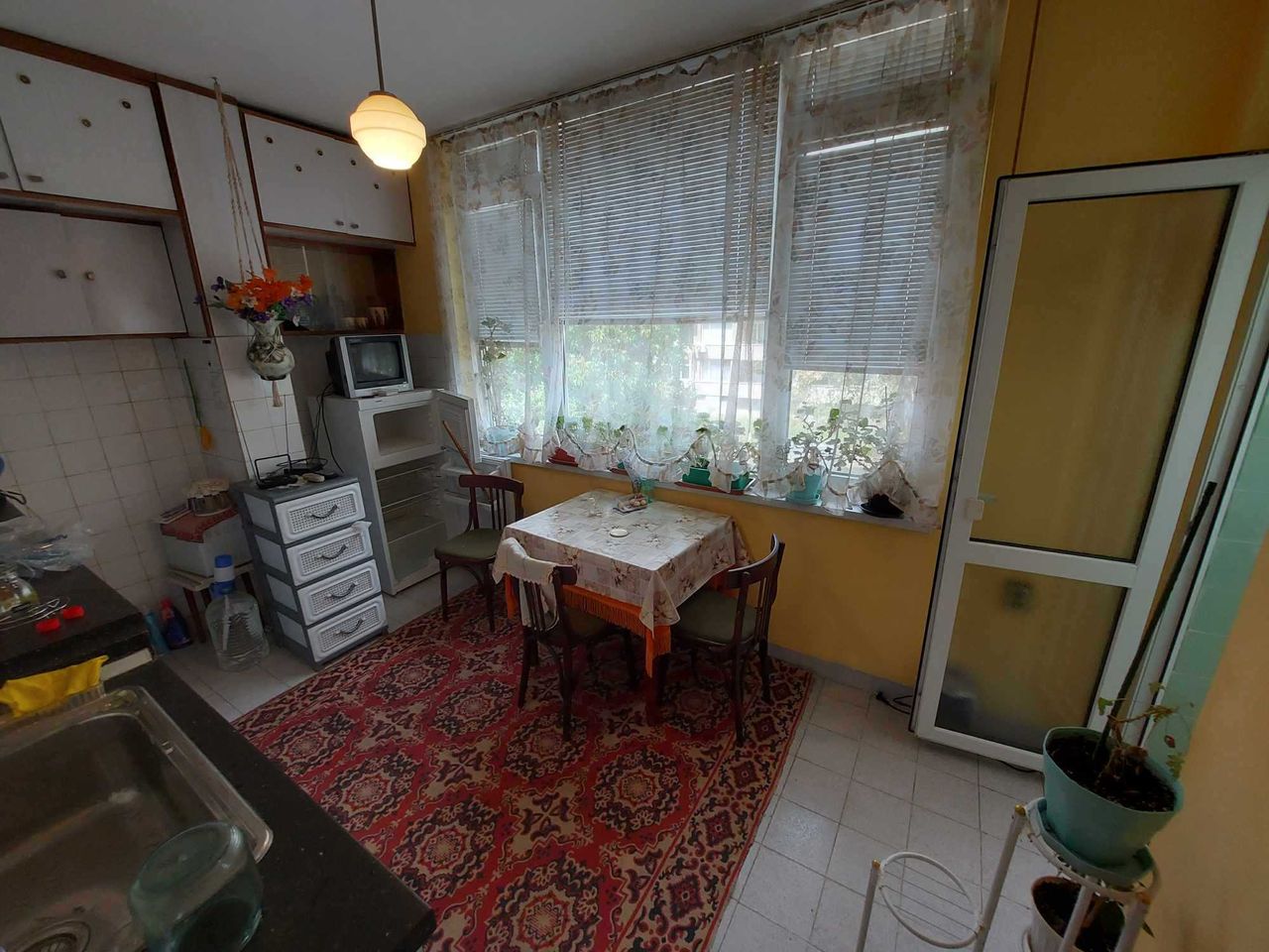 Продава се Четиристаен апартамент в Търговище, Запад 1 - 96 кв.м за 1195 €/кв.м - Снимка #1