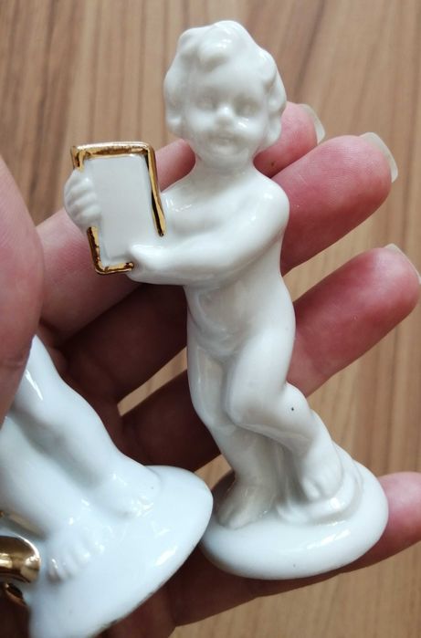 Doi ingerasi pereche ingeri bibelouri ceramica portelan bibelou