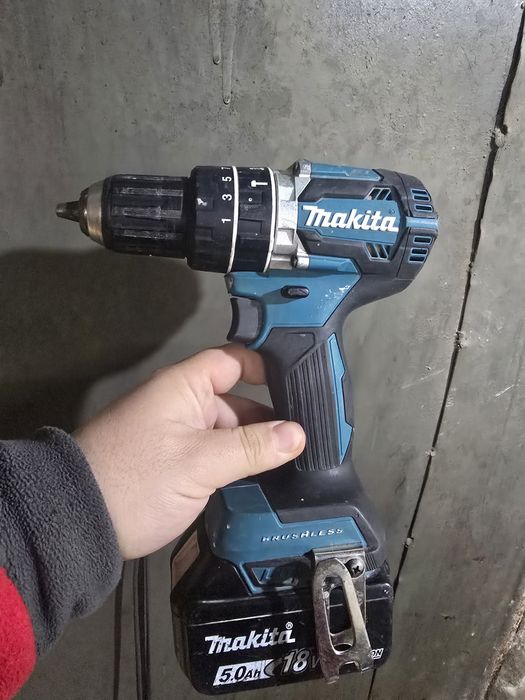 Vand filetanta makita dhp 484