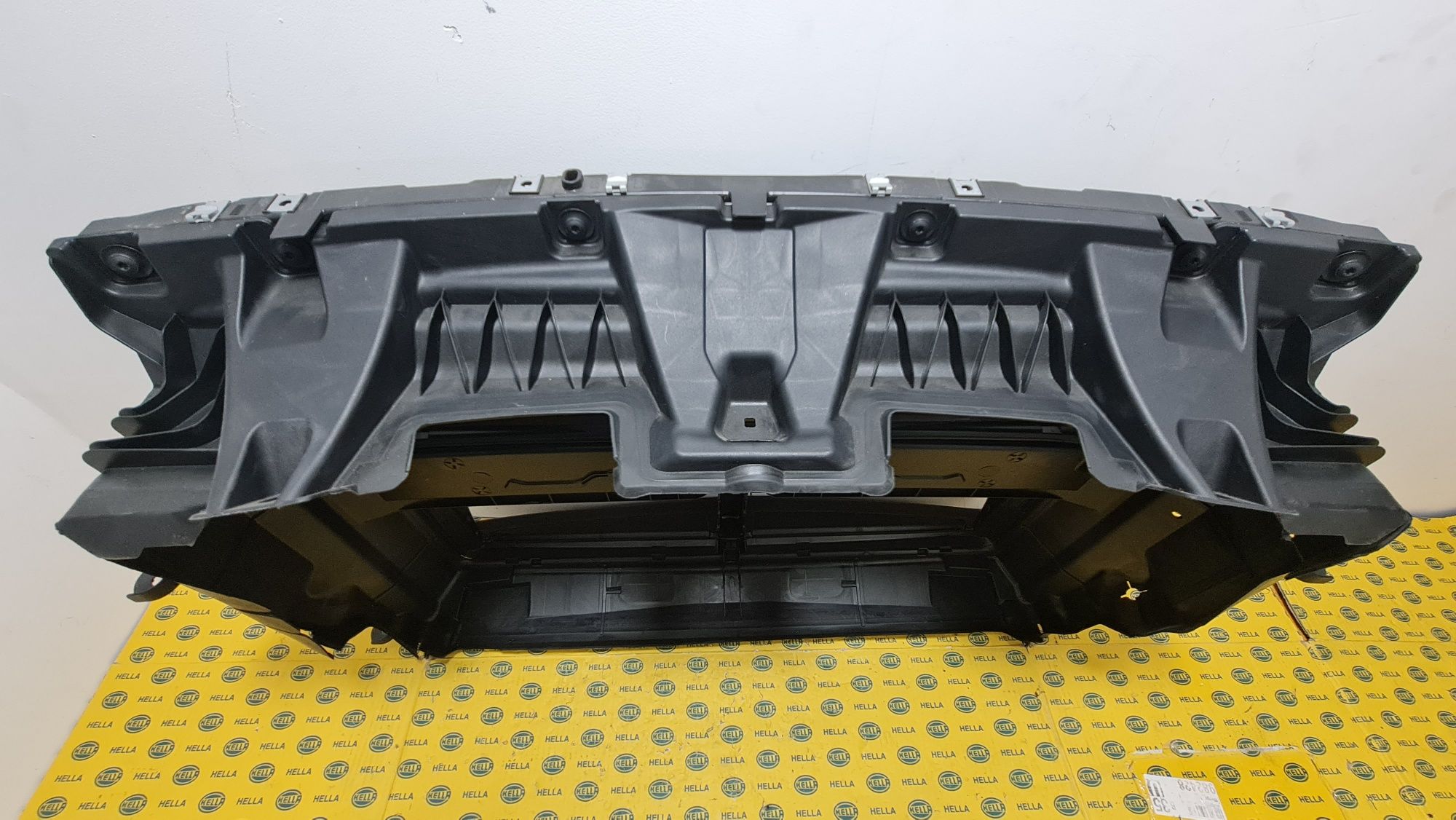 Deflector aer hota trager radiator BMW x1 f48 f49 7374197