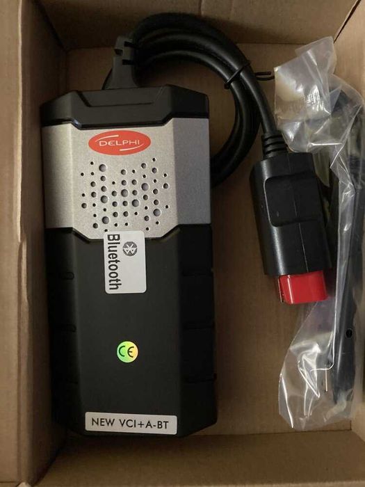 Универслна автодиагностика Delphi DS150E с блутуут .