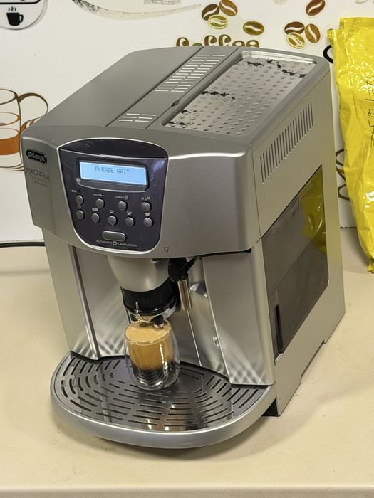 Кафемашина кафе автомат delonghi magnifica pronto с гаранция