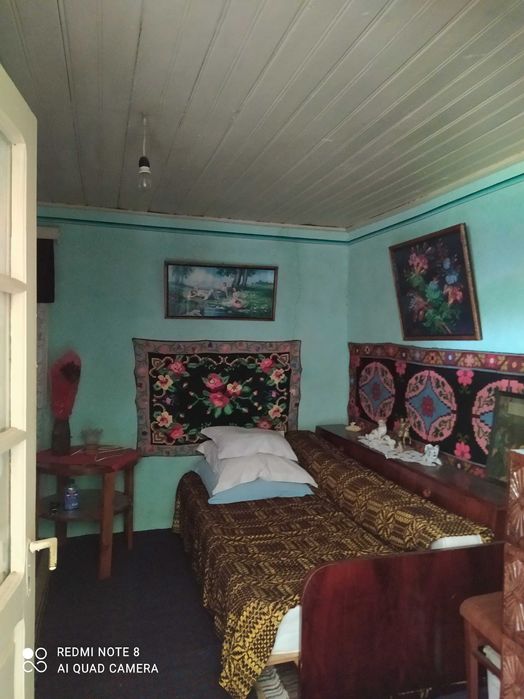 Vand casa batraneasca locuibila