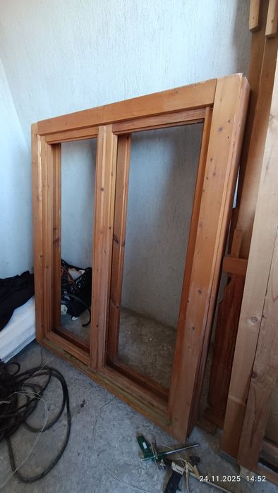 Продавам прозорец