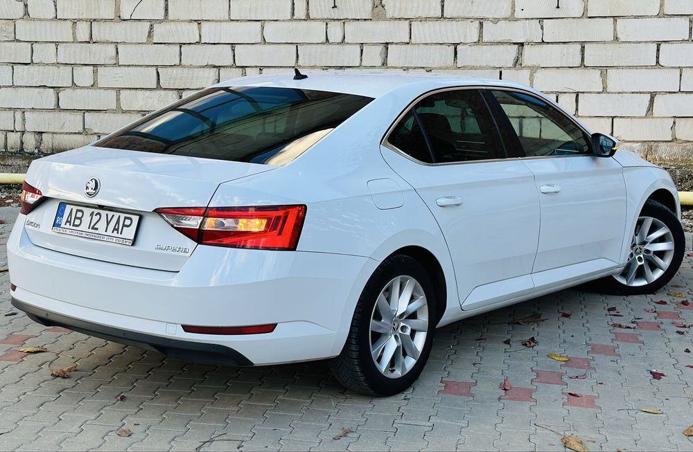 Skoda Superb 2016 2.0 Tdi 150 Cai Full Led Navi Mare Piele