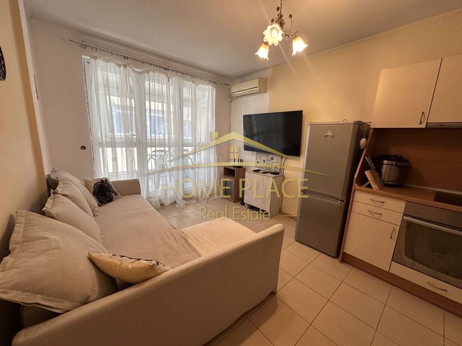 Дава се под наем Двустаен апартамент в Варна, Възраждане 1 - 60 кв.м за 382.5 € - Снимка #2