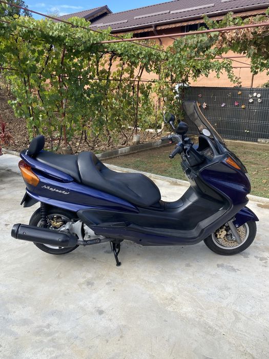 Vand sau schimb yamaha 250