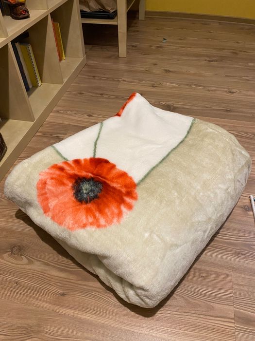 Patura groasa 200x240 cm noua