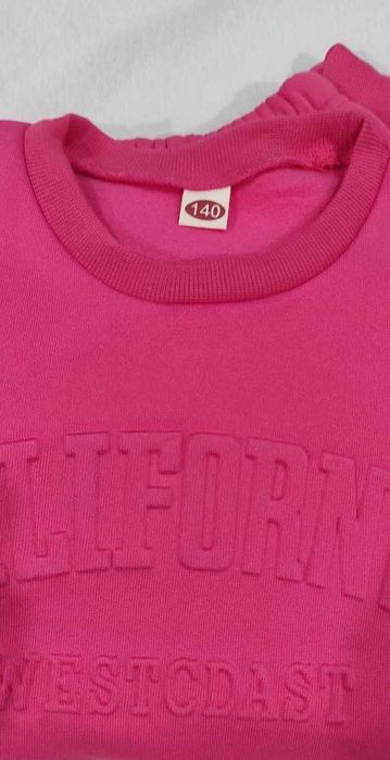 Розов, ватиран комплект за момиче с ръст 140 см