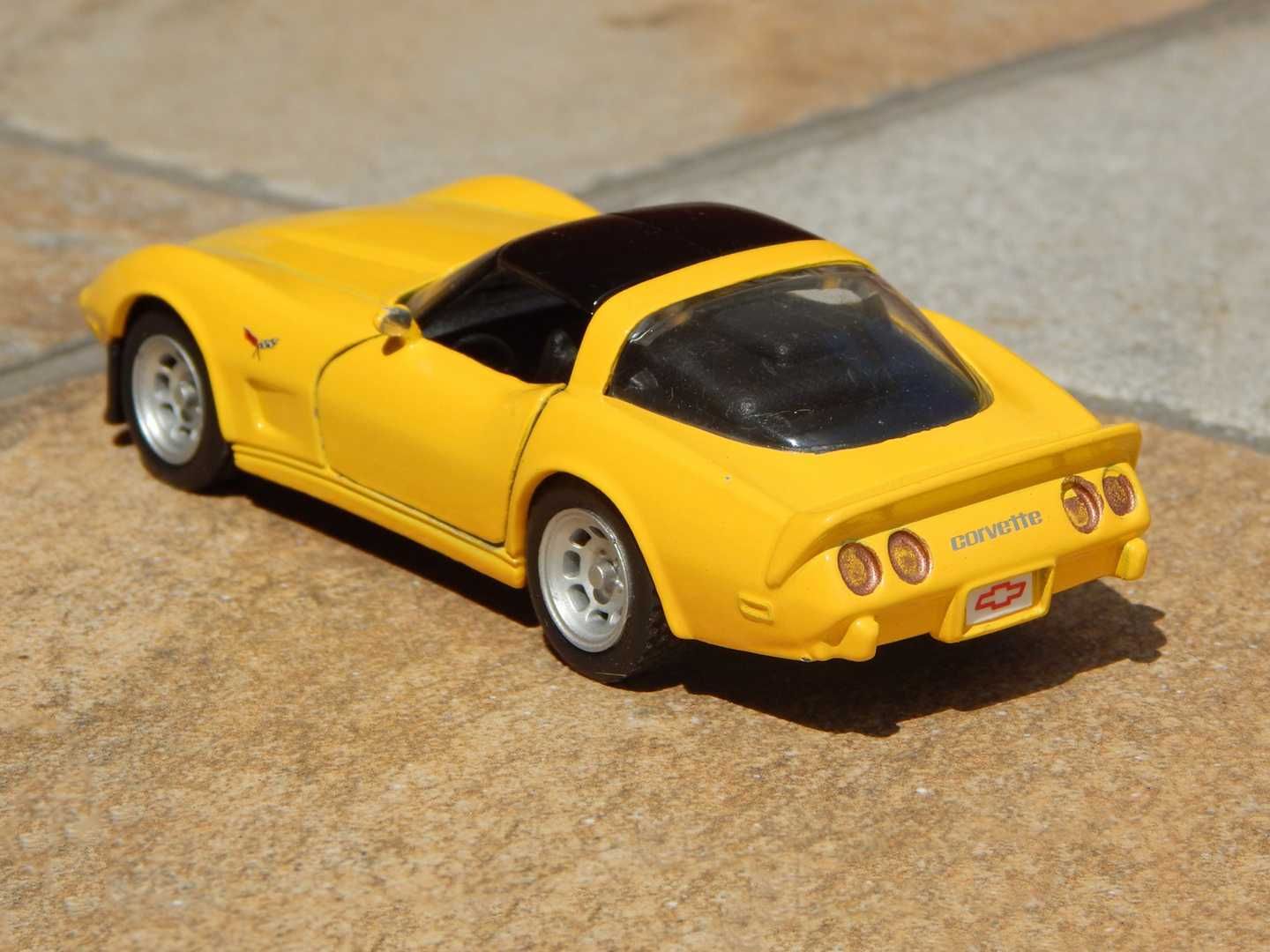 Macheta masina sport Chevrolet Corvette C3 1978 sc 1:39 Maisto