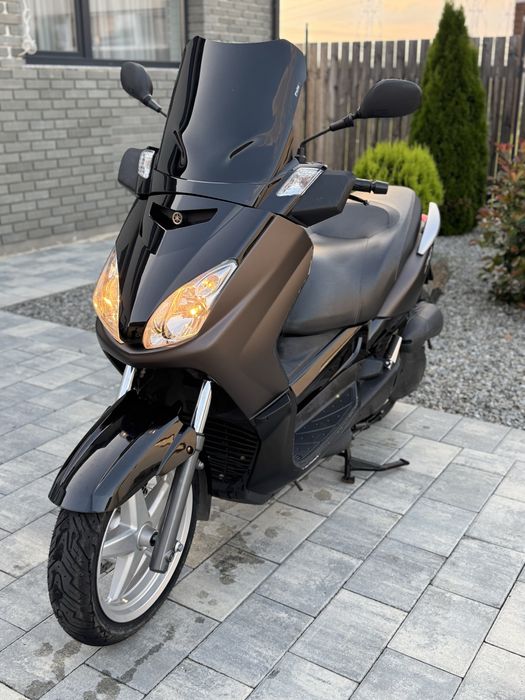 Yamaha Xmax 125 categoria B