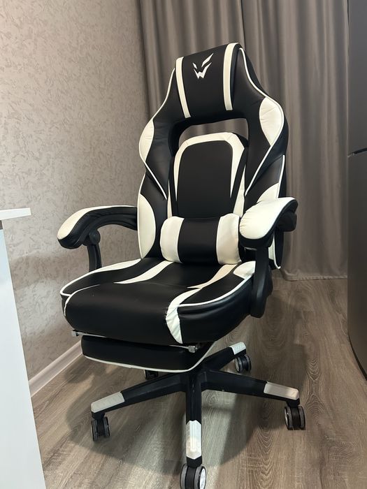 Продам компьютерное кресо за 45000