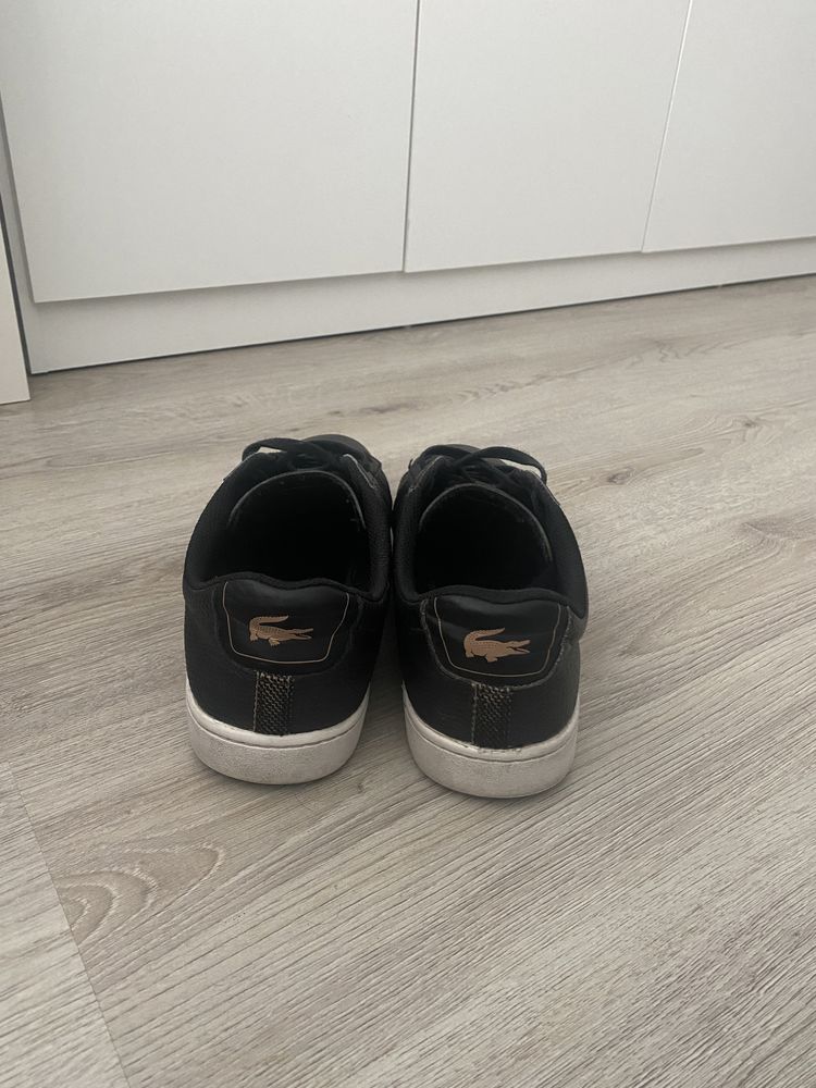 Lacoste обувки от естествена кожа в черно