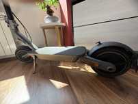 Xiaomi Electric Scooter 4 Ultra тротинетка с амортисьор