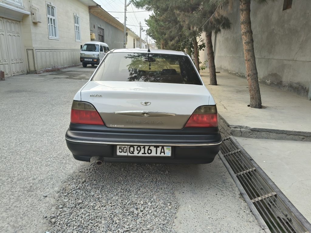 Мошнада сотилади