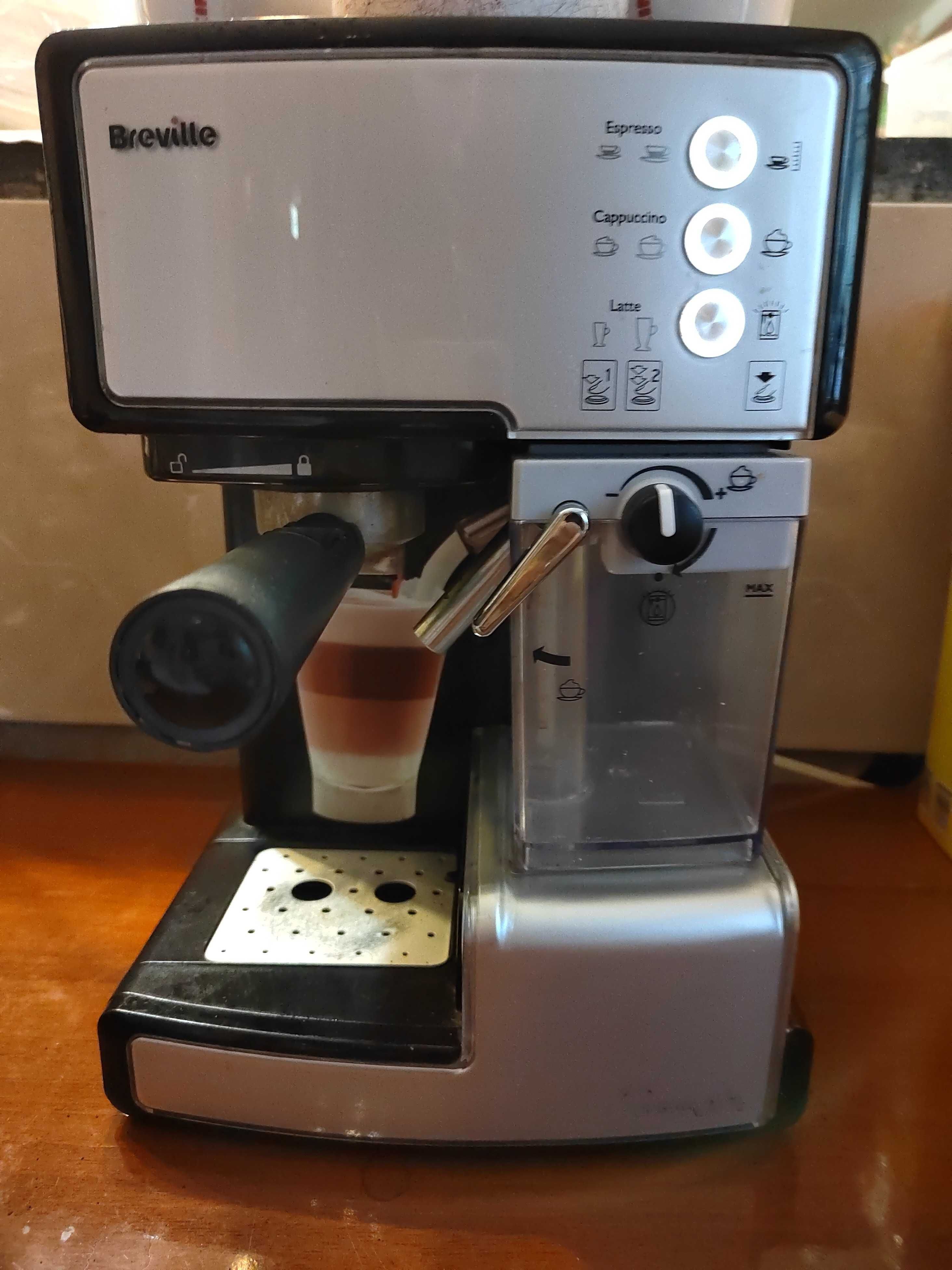 Кафе машина breville
