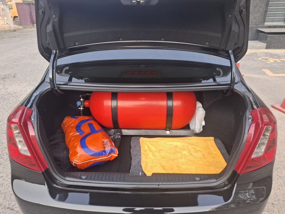 Авто  метан газ балон комплект сотилади