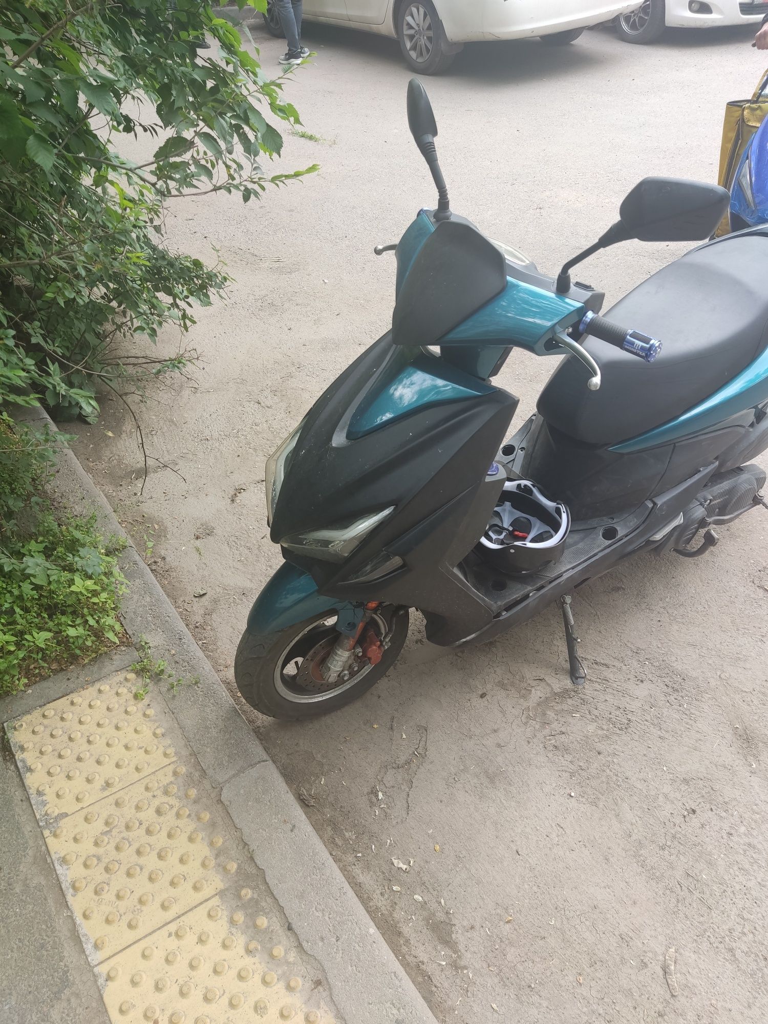 Продается мопед 150 куб