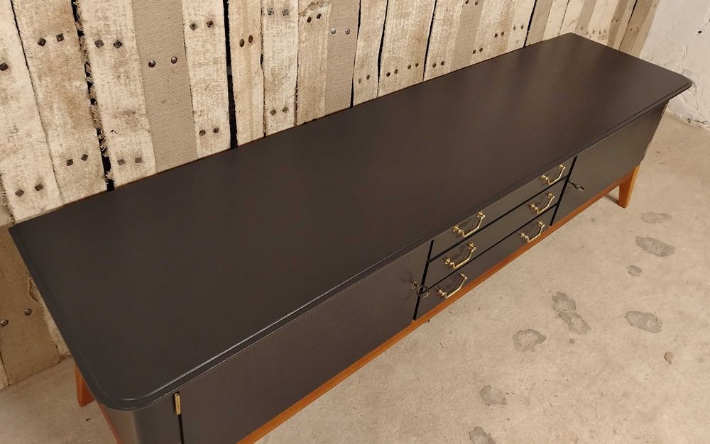 Comoda veche din lemn stil Mid Century Modern reconditionata /Servanta