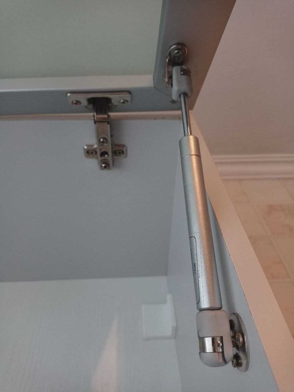 Кухонный настенный шкаф IKEA
