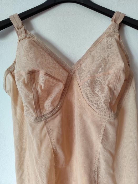 Body modelator damă