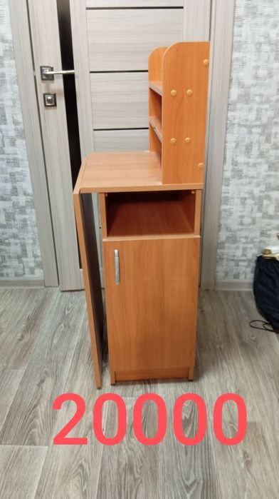 продам маникюрные столы