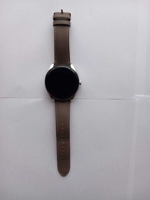 Huawei Watch Buds — Смарт часовник с вградени безжични слушалки