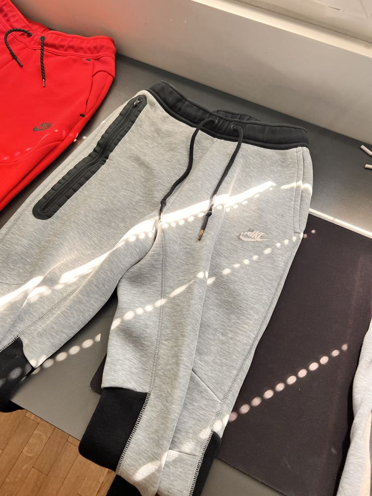 Nike tech fleece