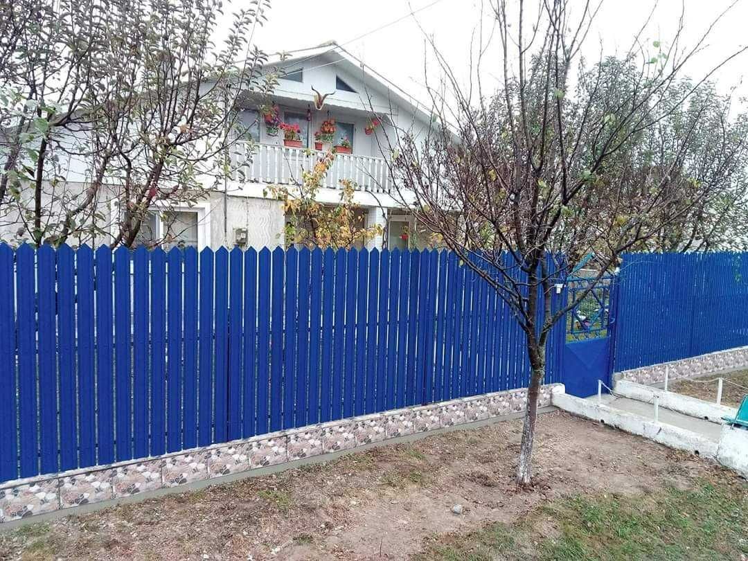 Constructii garduri din sipca metalica, jaluzele, BCA, tabla, plasa